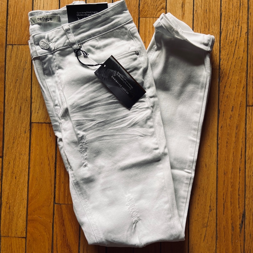 New! Refuge Skinny Boyfriend Distressed Jeans
